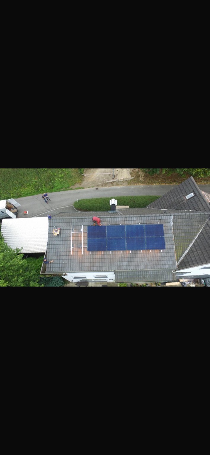 Einblick in unsere Arbeit – Foto einer von ElektroSolar ausgeführten Anlage