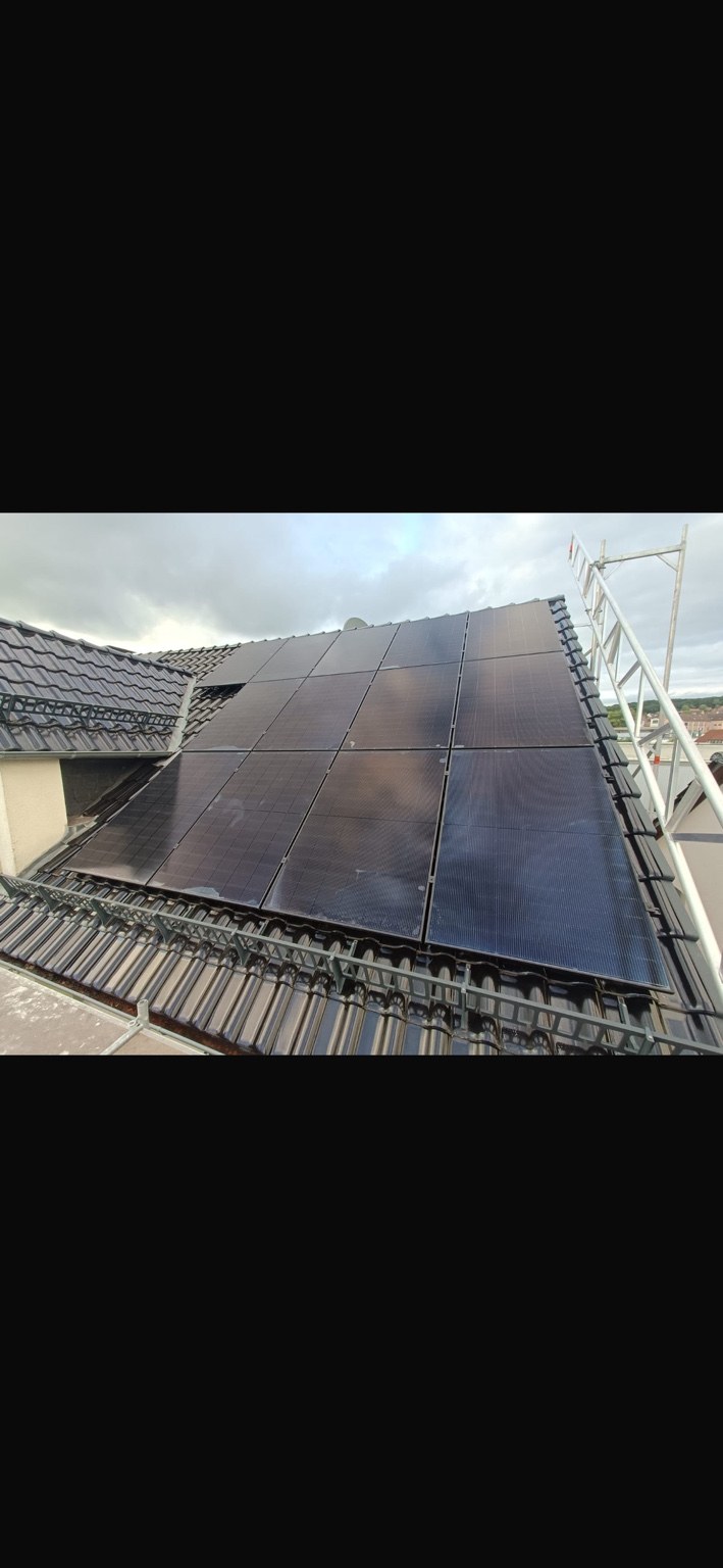 Einblick in unsere Arbeit – Foto einer von ElektroSolar ausgeführten Anlage
