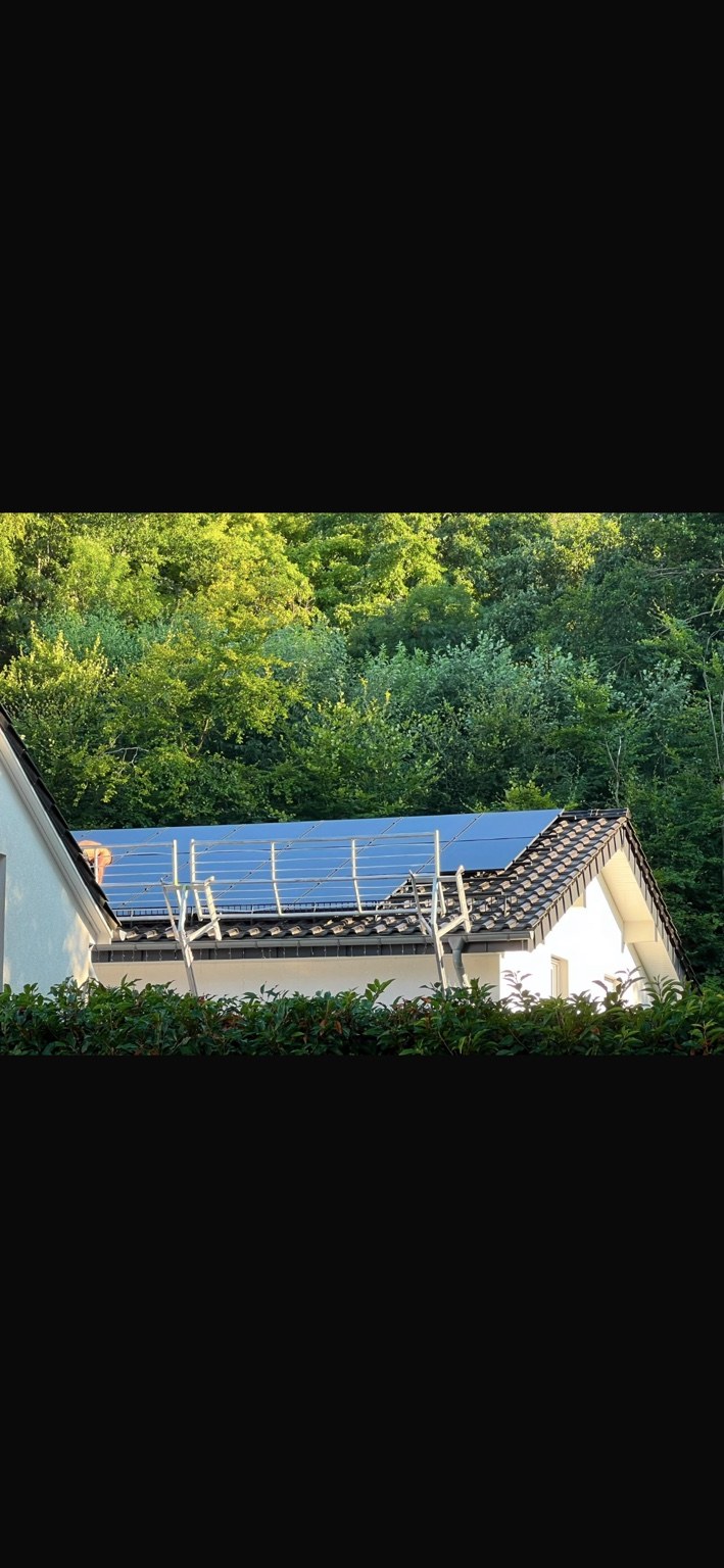 Einblick in unsere Arbeit – Foto einer von ElektroSolar ausgeführten Anlage