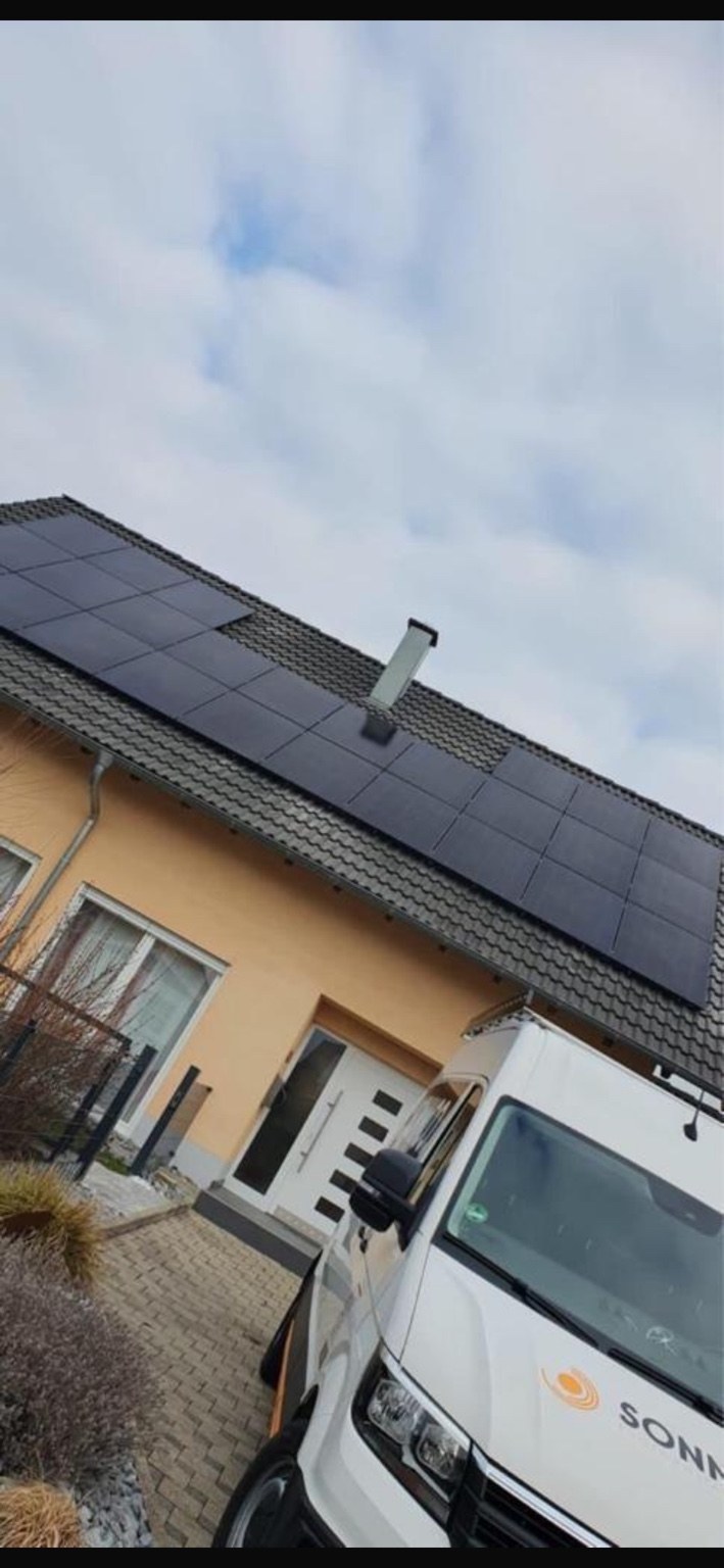 Einblick in unsere Arbeit – Foto einer von ElektroSolar ausgeführten Anlage