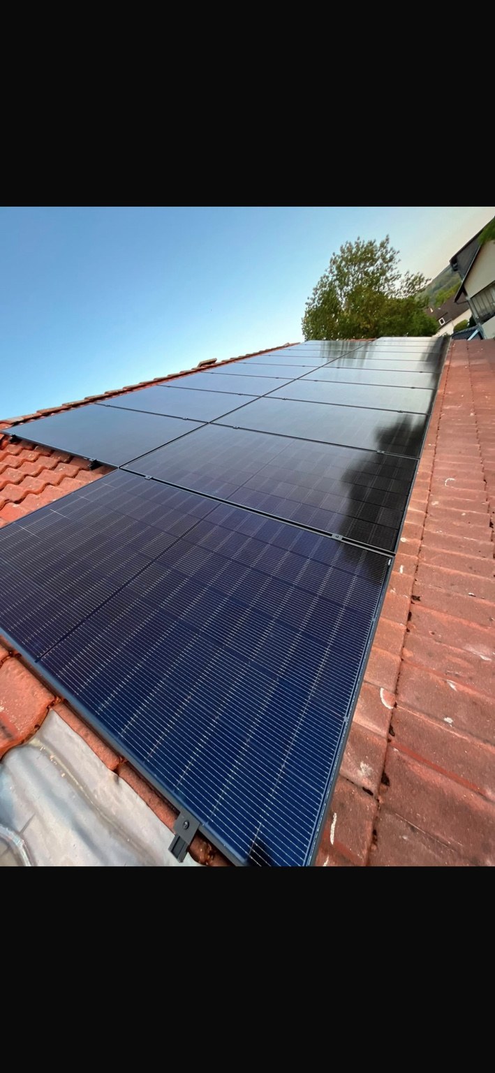 Einblick in unsere Arbeit – Foto einer von ElektroSolar ausgeführten Anlage
